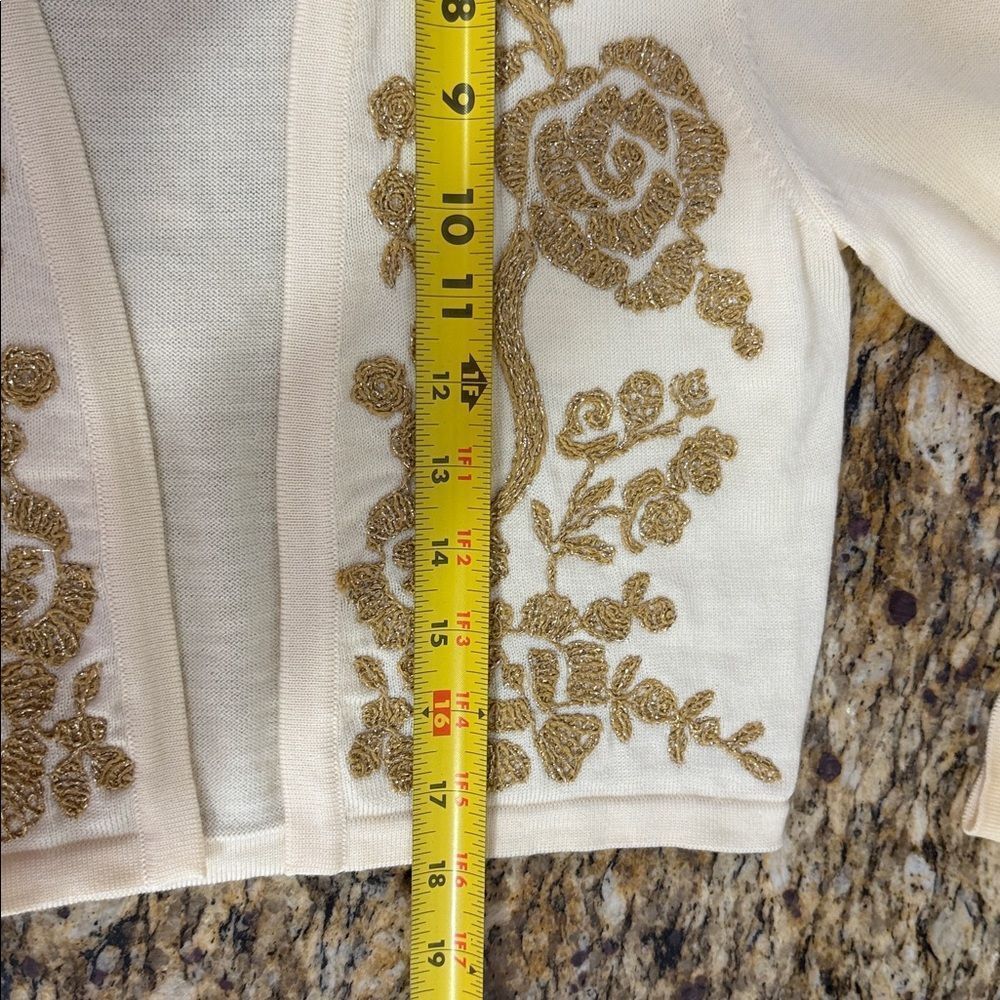 Carolina Herrera 2-Piece Virgin Wool Cardigan Tank Set Gold Embroidered M - Picture 12 of 12